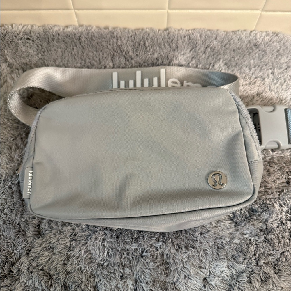 Lululemon Athletica Silver Belt Bag